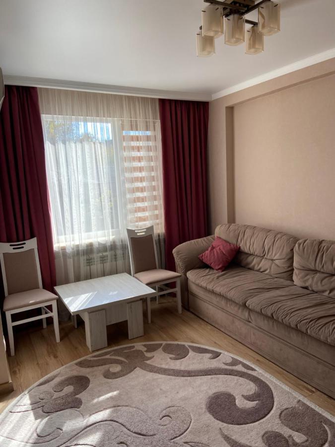 Studio apartment Izmaïl Esterno foto